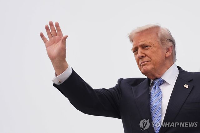 방중 마치고 귀국길 오르는 트럼프