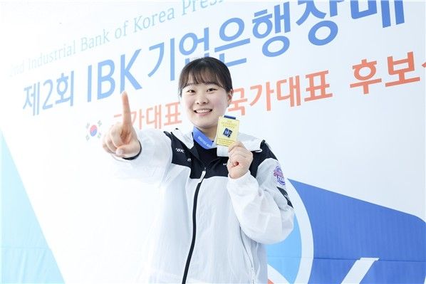 여자 50ｍ 소총 3자세 결선 한국 신기록을 수립한 김지은