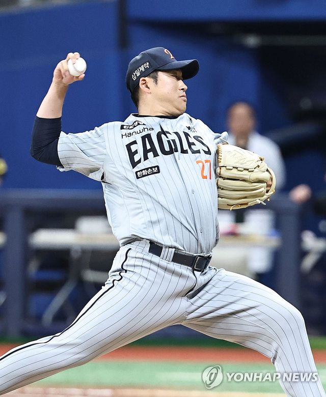 역투하는 키움 이민우