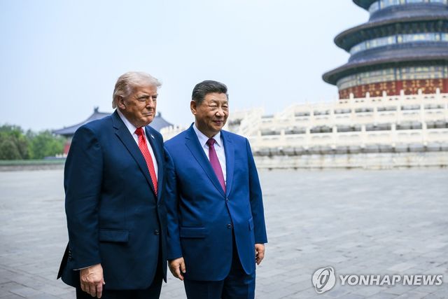 트럼프 대통령과 시 주석(오른쪽)