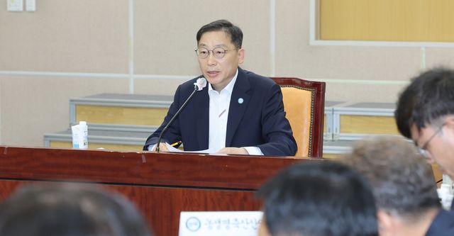 회의 주재하는 노홍석 전북특별자치도지사 권한대행