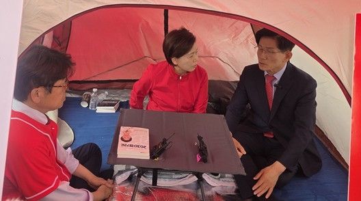 양향자 단식농성장 찾은 김문수 전 대선 후보와 유의동 후보