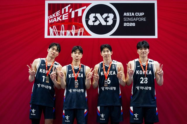 왼쪽부터 이동근, 이주영, 김승우, 구민교