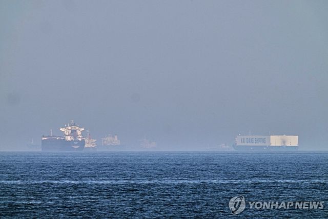 호르무즈 해협 인근을 항해하는 유조선