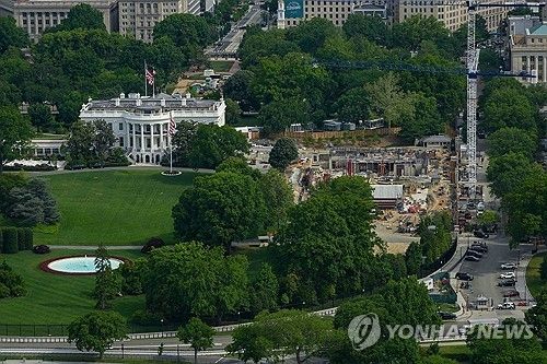 백악관의 연회장 건설 현장 