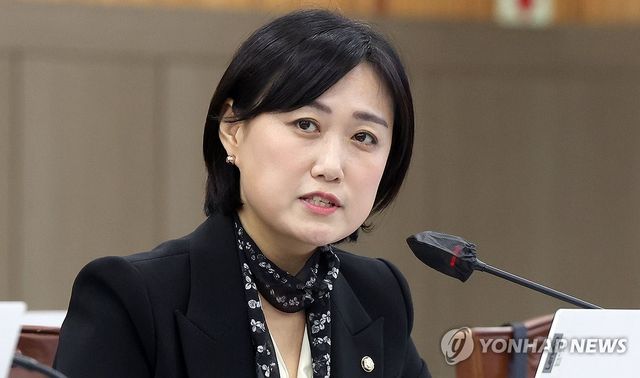 백승아 원내대변인