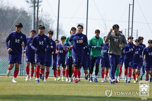 훈련하는 U-23 축구 대표팀