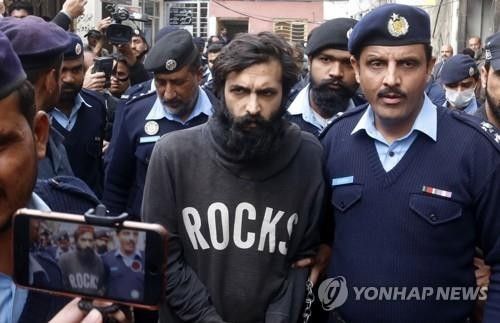 2021년 파키스탄서 청혼 거절한 여성 살해한 피고인
