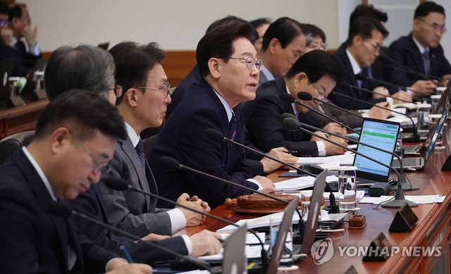 이재명 대통령, 국무회의 주재