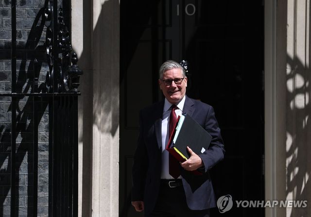 20일 총리질의 위해 의회로 향하는 스타머