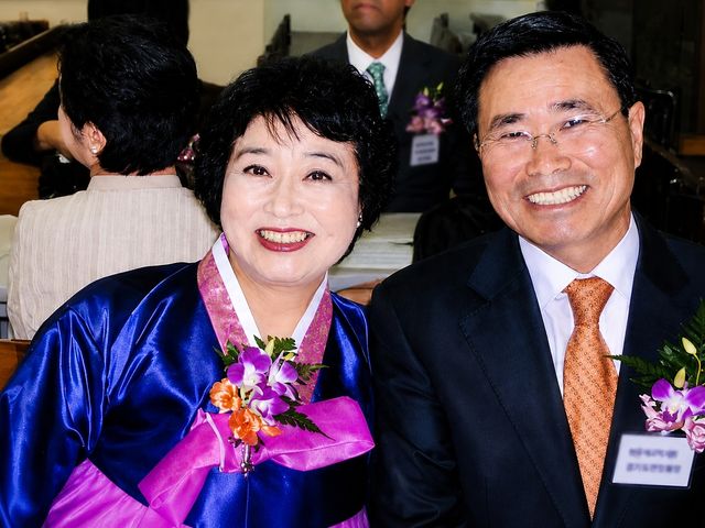 기증자 김옥희(왼쪽) 씨와 남편 박천식 씨