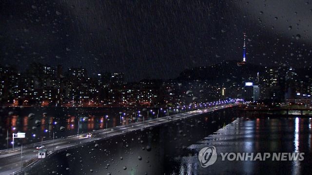 비오는야경(CG)