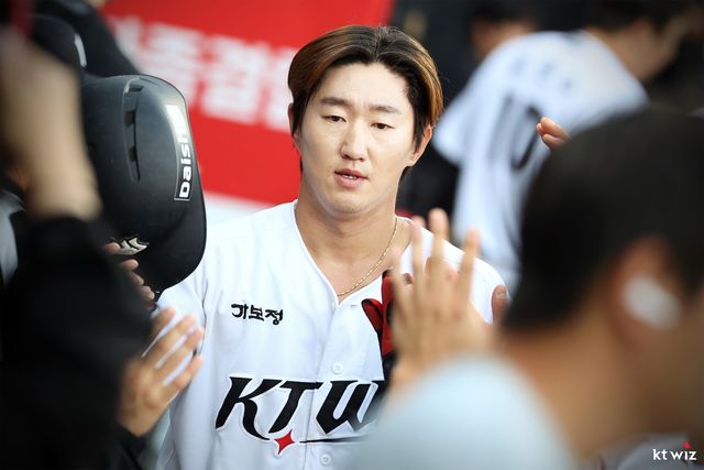 kt wiz 김민혁
