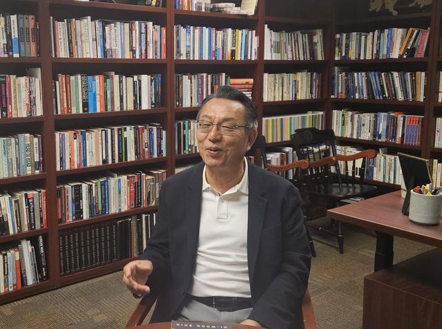 신기욱 스탠퍼드대 교수