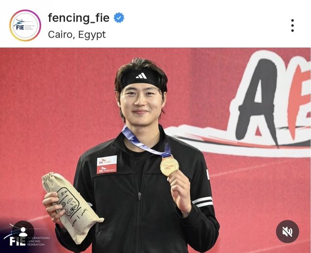 카이로 월드컵 개인전 금메달 목에 건 오상욱