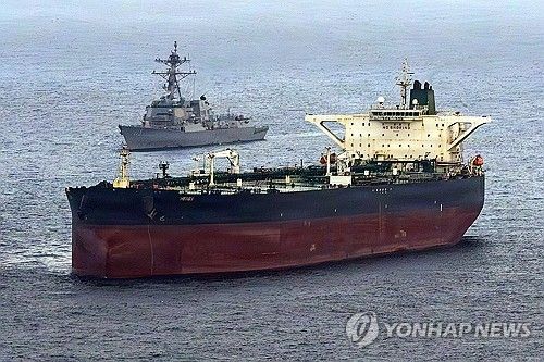 미국과 이란의 통제가 동시에 이뤄지고 있는 호르무즈 해협