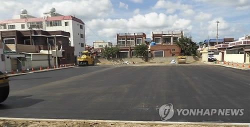 빈집 터가 주차장으로