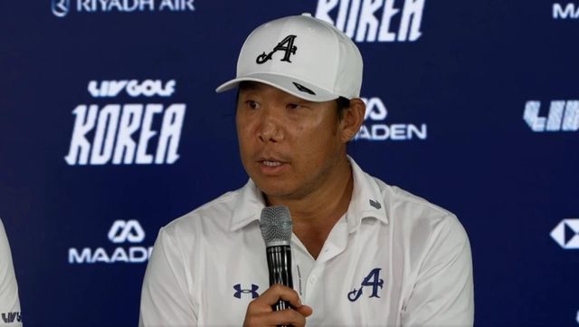 질문에 답변하는 앤서니 김