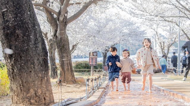 지산샛강생태공원 맨발길
