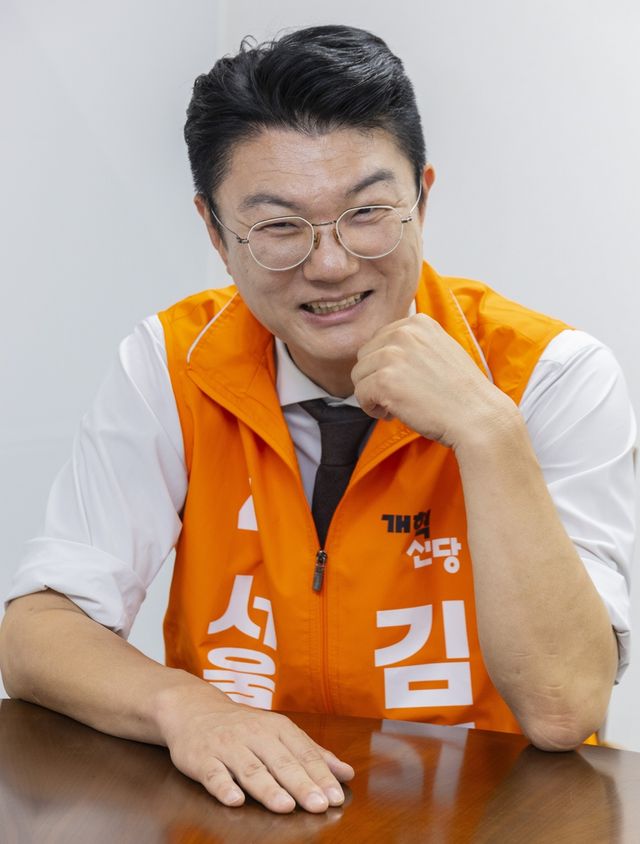 연합뉴스와 인터뷰하는 개혁신당 김정철 서울시장 후보