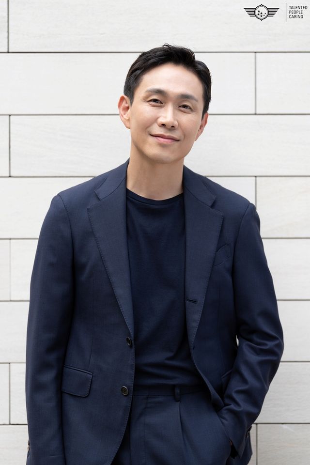 배우 오정세
