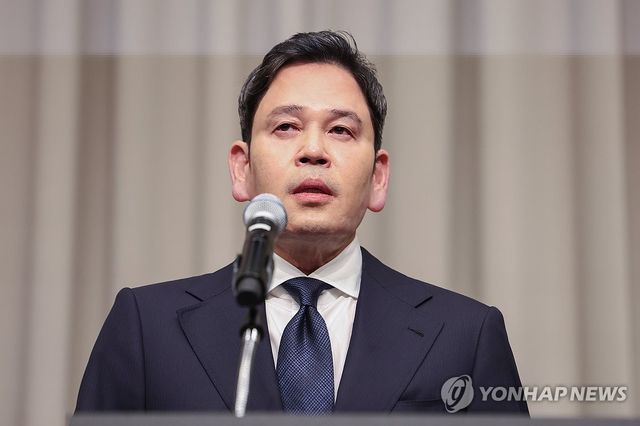 정용진 회장, 스타벅스 논란 사과문 발표