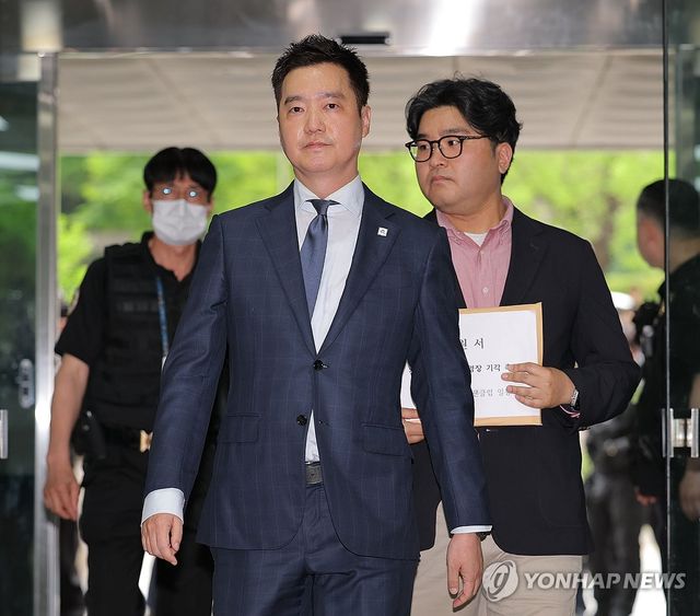 영장실질심사 출석하는 김세의 가세연 대표