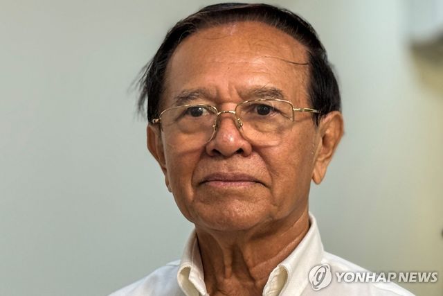 캄보디아 야당 지도자 껨 소카