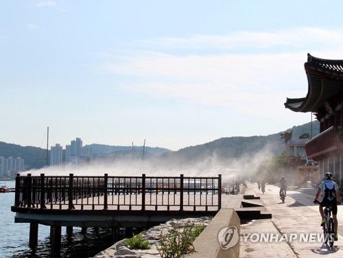 창원 진해구 진해루 해변공원