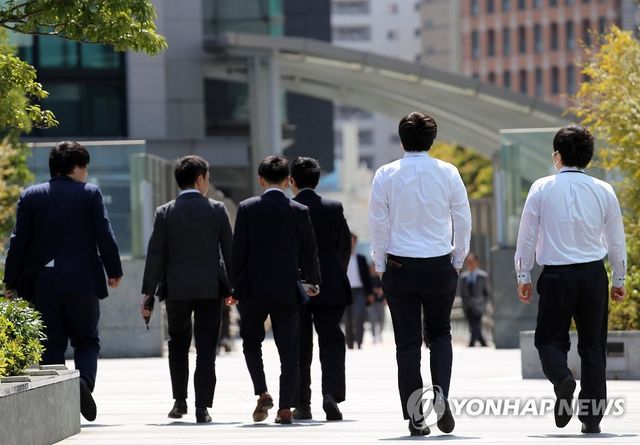 도쿄의 샐러리맨