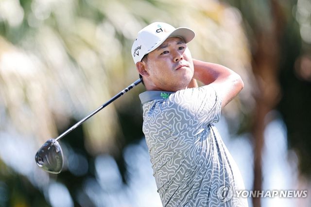 김시우의 3라운드 경기 모습