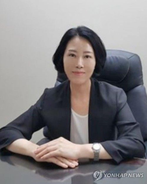 2016년 한국데이트폭력 연구소 시작할 때의 김도연 소장