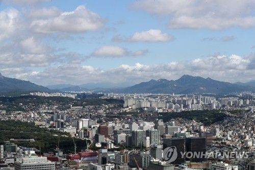 구름 많음