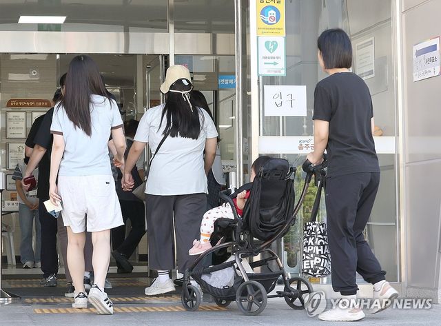 둘째 날도 투표 열기