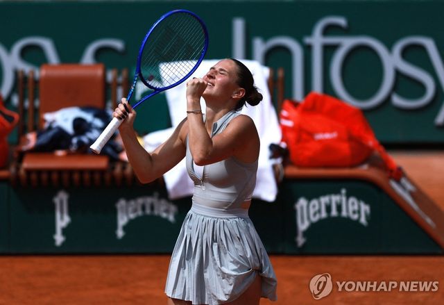 2026 프랑스오픈 16강에 진출한 마르타 코스튜크