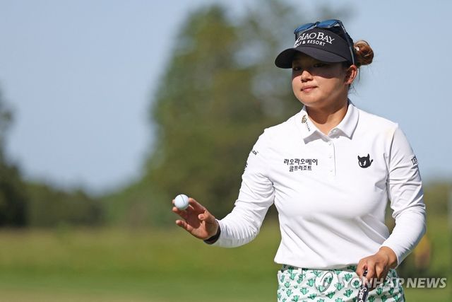 숍라이트 LPGA에서 공동 4위를 한 주수빈