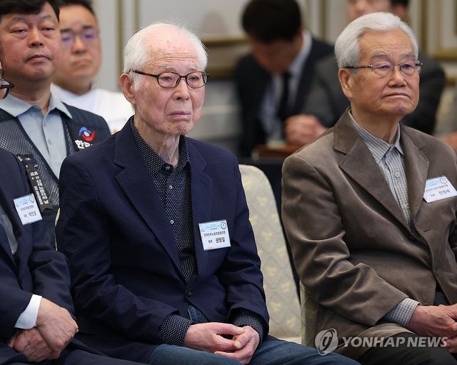 노동절 행사에 참석한 노동계 원로들