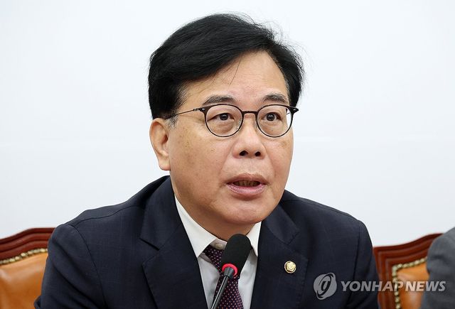 최고위 발언하는 송언석 원내대표