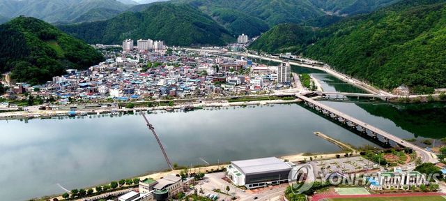 최전방 북한강변 화천군 화천읍 전경