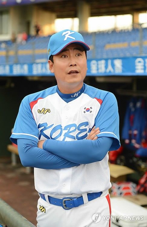 2013년 세계청소년야구대표팀 감독을 맡은 정윤진 감독