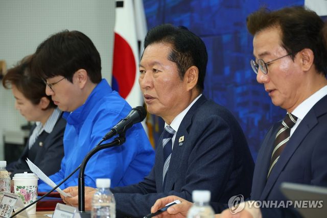 부산 현장 최고위 발언하는 정청래 대표