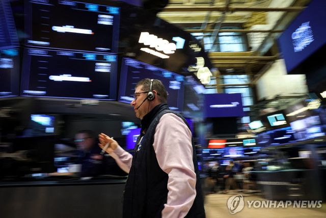 5일(현지시간) 뉴욕증권거래소(NYSE) 트레이더