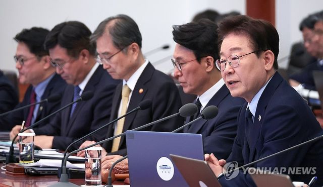 이재명 대통령, 국무회의 주재