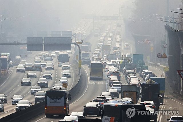 교통량 가장 많은 시간은 오후 4∼5시…요일은 금요일 - 1