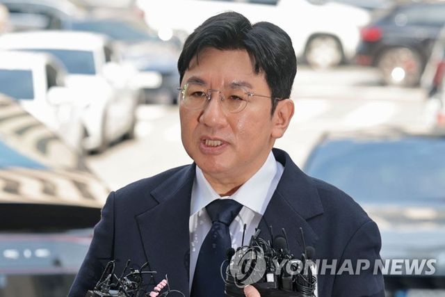 방시혁 하이브 의장