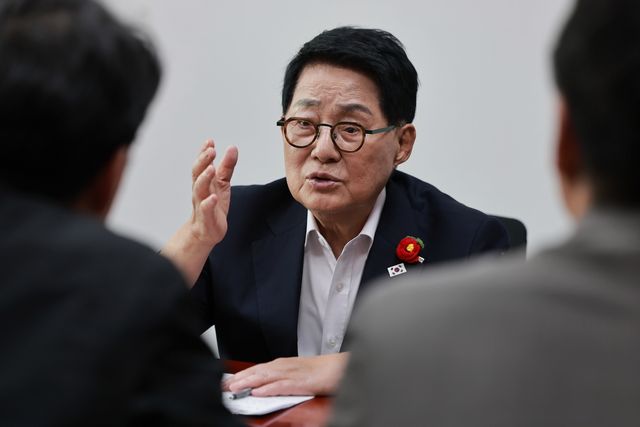 국회의장 선거 출마하는 민주당 박지원 의원