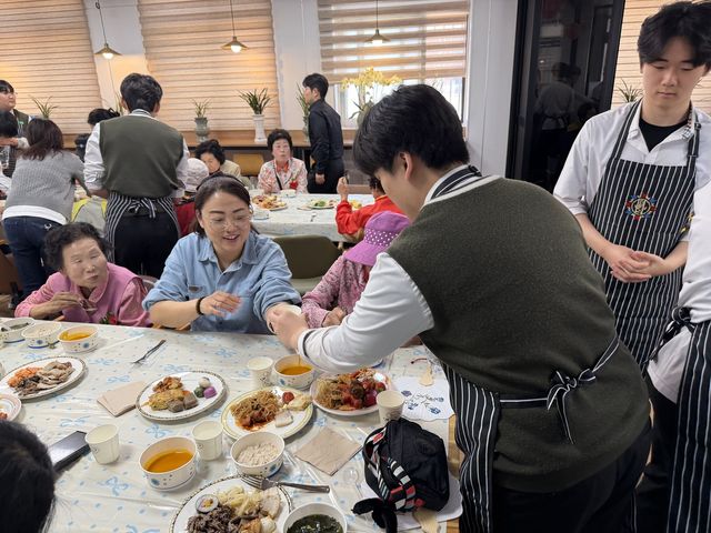목포홍일고, 어르신 초청 효도 행사 개최