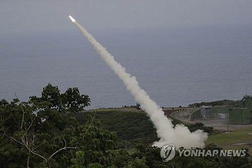 고속기동포병 로켓 시스템(HIMARS·하이마스)