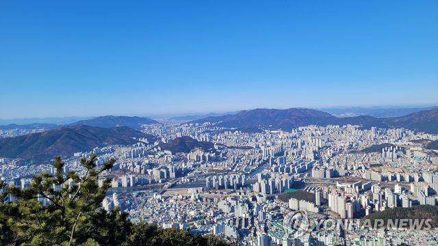 부산 맑은 날씨