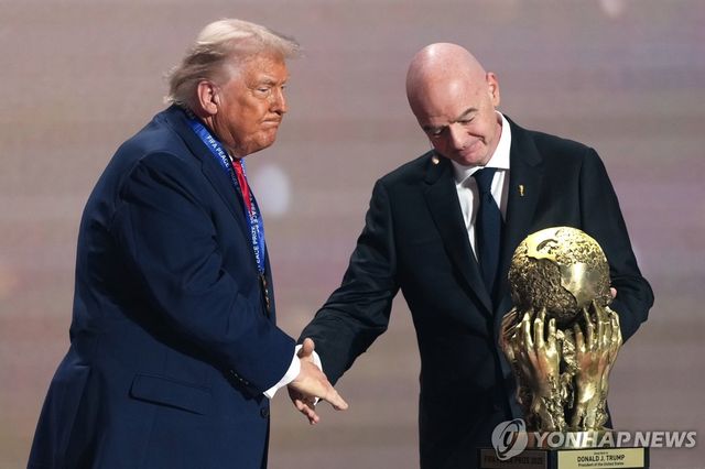 트럼프 대통령과 인판티노 FIFA 회장 